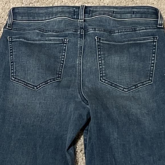 NYDJ Marilyn Straight Jeans. Size 6. Dark Wash NWOT - Picture 3 of 5